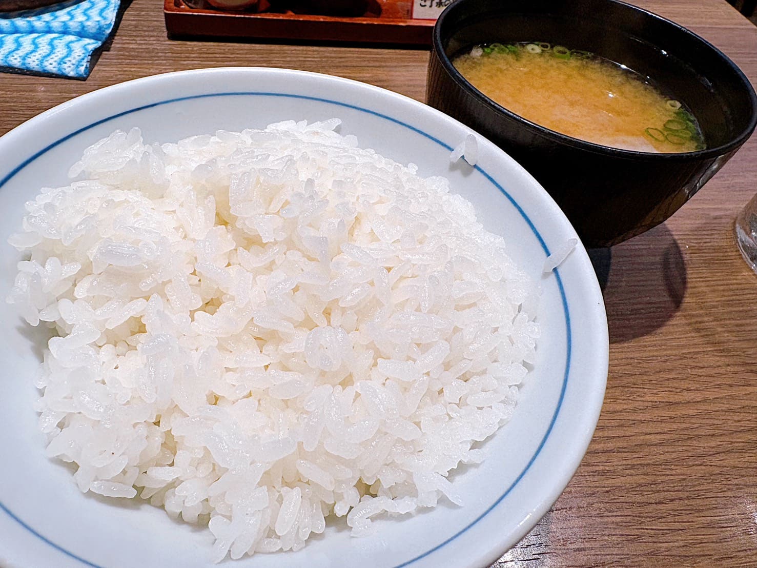 《大阪美食》大阪トンテキ Whity梅田，超厚軟嫩豬排只要1200日圓(菜單) @神農太太底家