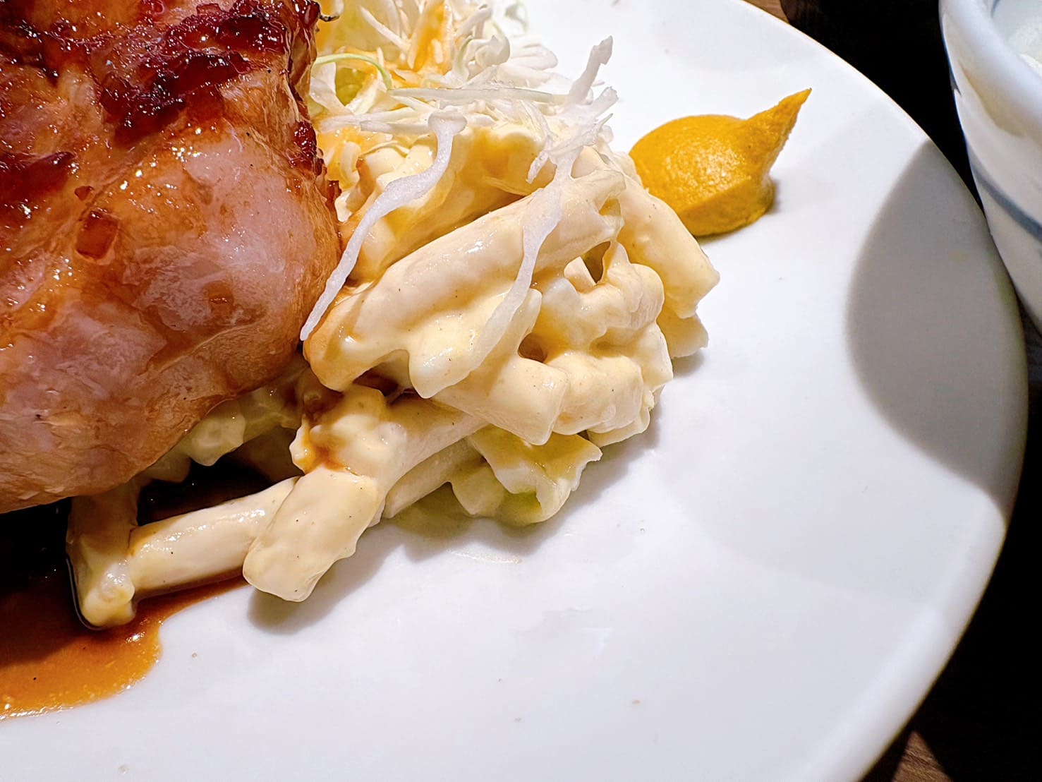 《大阪美食》大阪トンテキ Whity梅田，超厚軟嫩豬排只要1200日圓(菜單) @神農太太底家