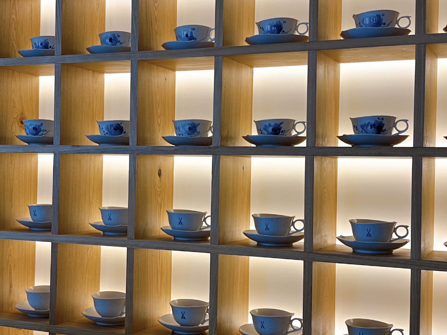 《松山機場美食》波赫士領地精品咖啡館民族店，看飛機絕妙地點，餐點和飲料都無懈可擊(菜單) @神農太太底家