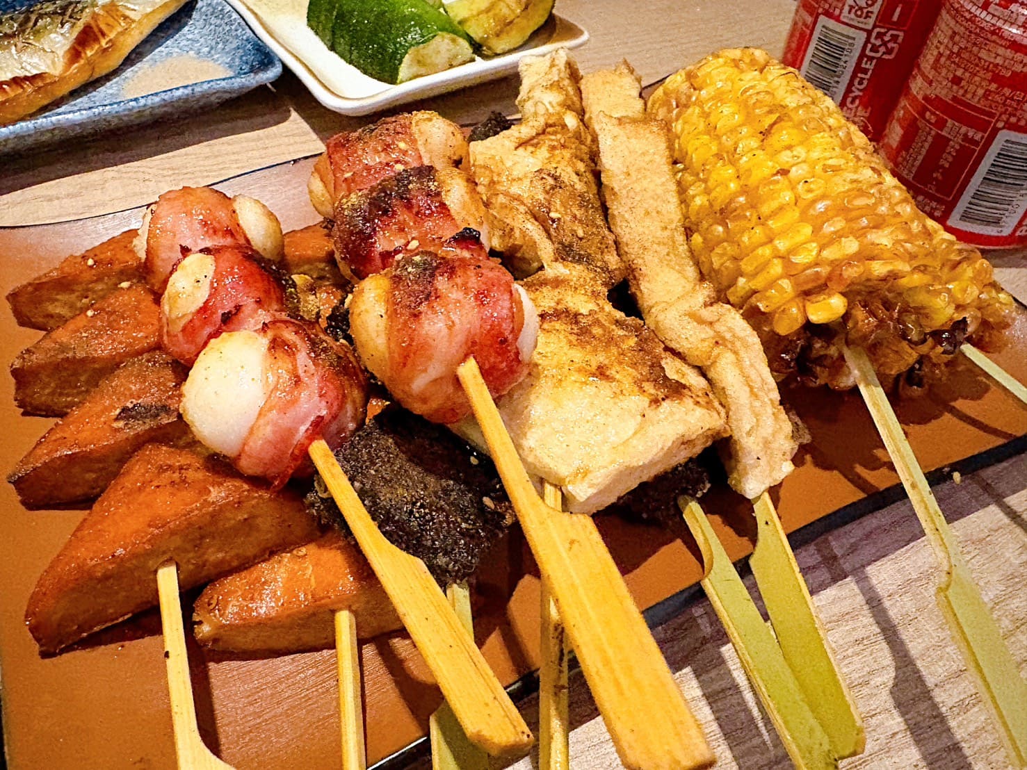 《中山美食》十二燒條通店，699元超猛不限時吃到飽居酒屋（菜單） @神農太太底家