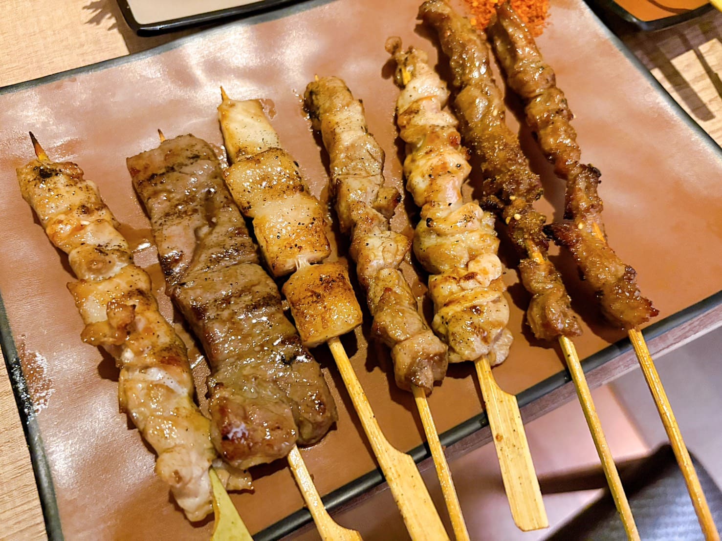 《中山美食》十二燒條通店，699元超猛不限時吃到飽居酒屋（菜單） @神農太太底家