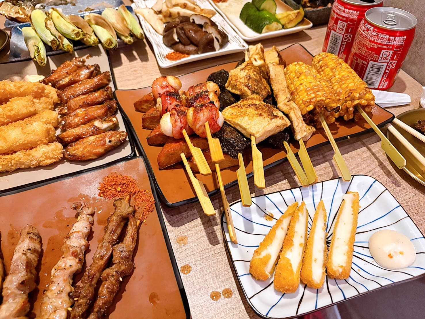 《中山美食》十二燒條通店，699元超猛不限時吃到飽居酒屋（菜單） @神農太太底家