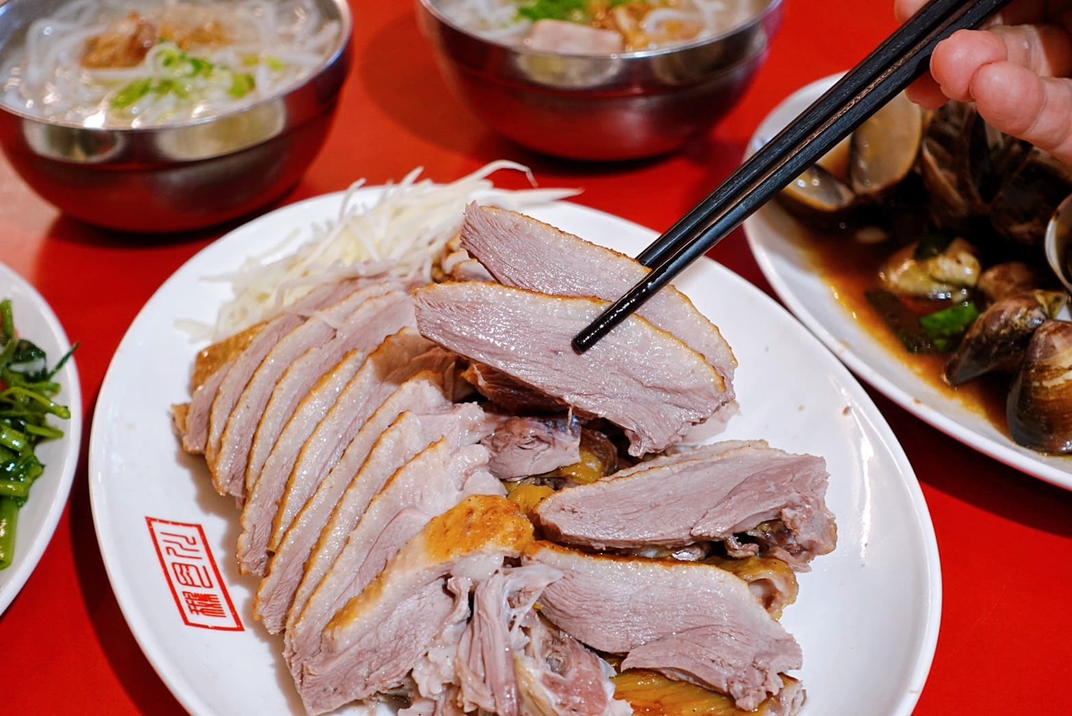 《士林美食》鵝肉川劍潭總店,超人氣熱炒300元芋頭米粉吃到飽(菜單) @神農太太底家 《士林美食》鵝肉川劍潭總店,超人氣熱炒300元芋頭米粉吃到飽(菜單) @神農太太底家