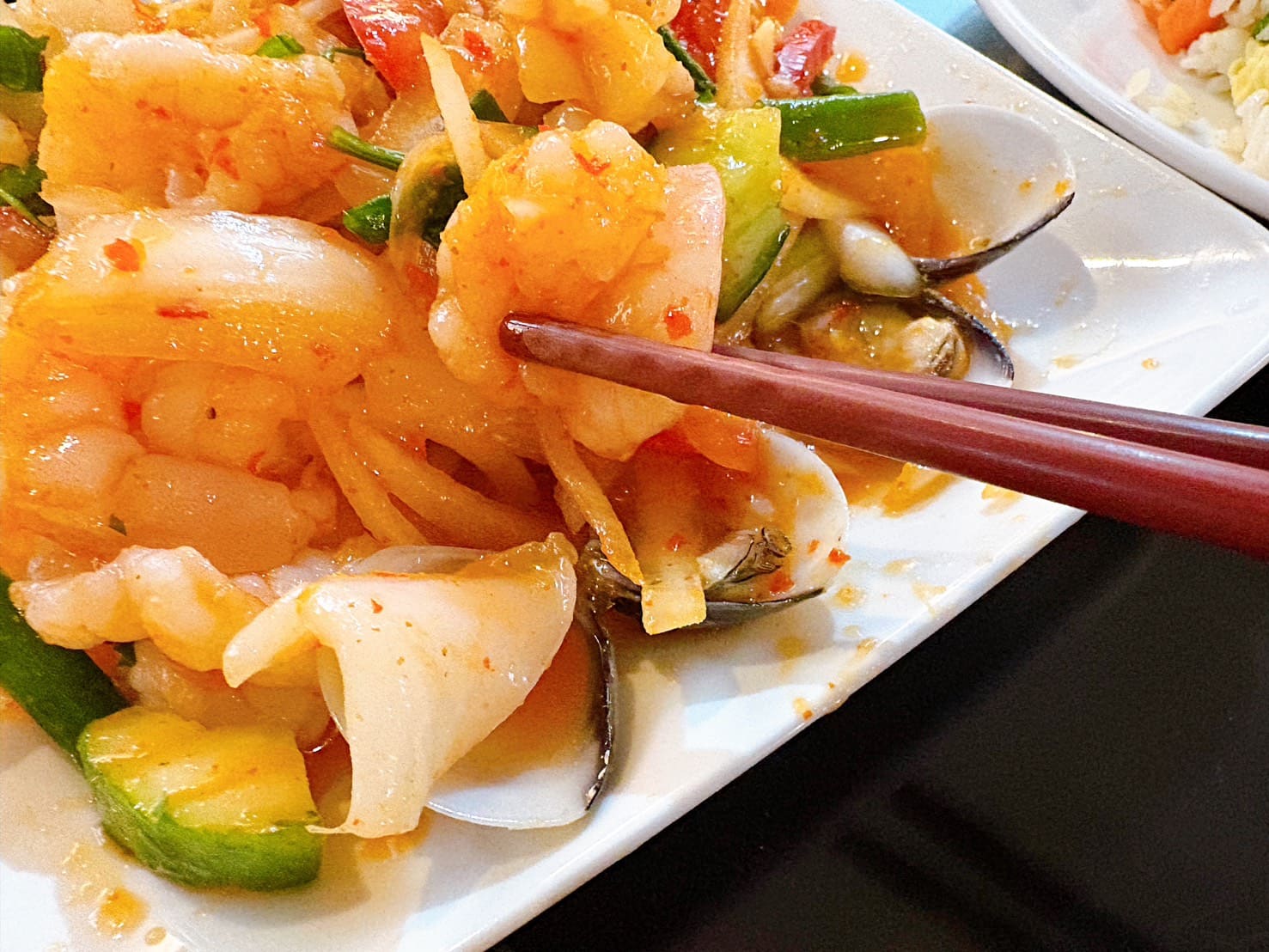 《師大夜市美食》雲南小鎮餐坊，599元泰國料理吃到飽超便宜(菜單) @神農太太底家