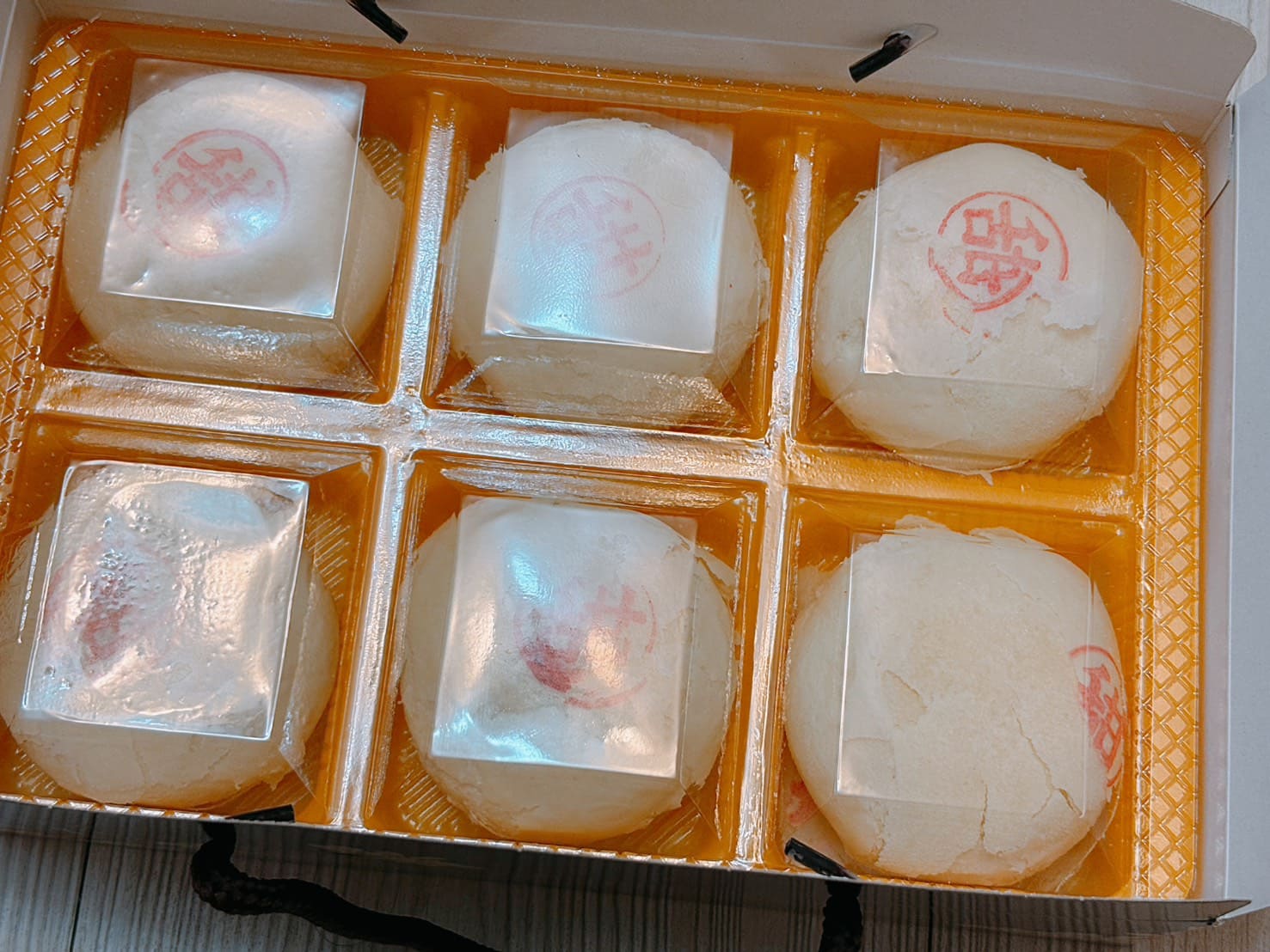 《苗栗美食》中油福利社蛋黃酥綠豆椪，隱藏版美味月餅(2026價目表) @神農太太底家