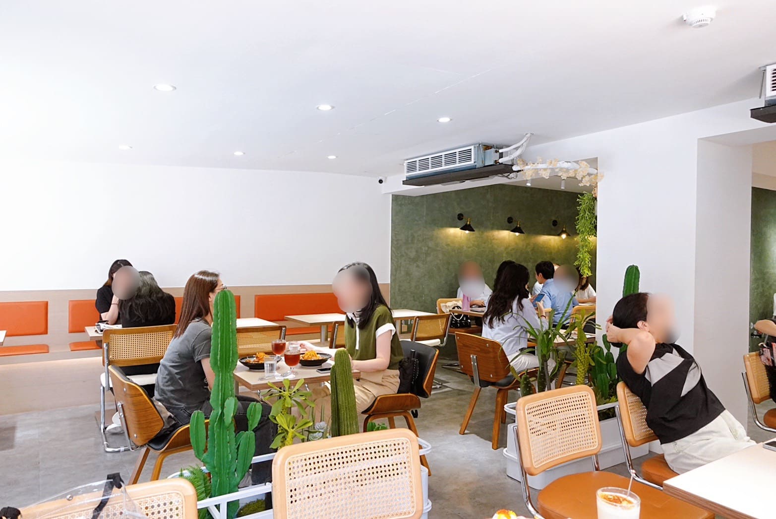 《忠孝敦化美食》At.First More 早寓，大份量親子寵物友善早午餐(菜單) @神農太太底家