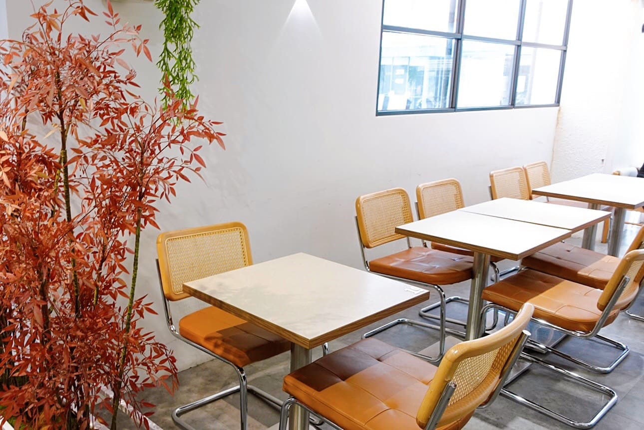 《忠孝敦化美食》At.First More 早寓，大份量親子寵物友善早午餐(菜單) @神農太太底家